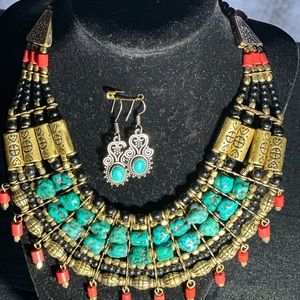 Vintage torques necklace set